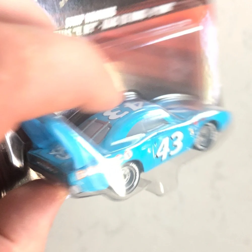 Cars Strip Weathers Blue Toy Car